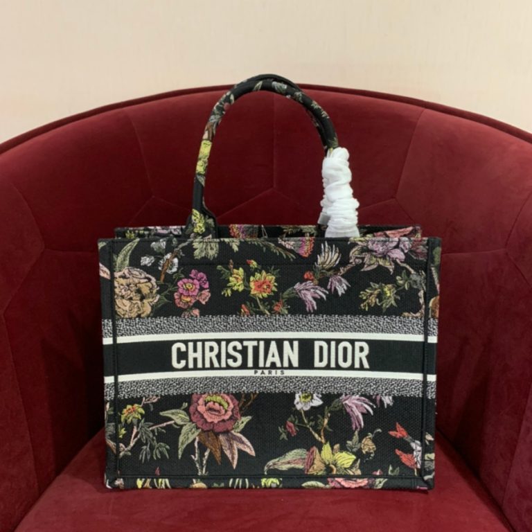 🌸 디올 북토트 “자딘 플로랄” 자카드 리뷰 (Dior Book Tote Jardin)